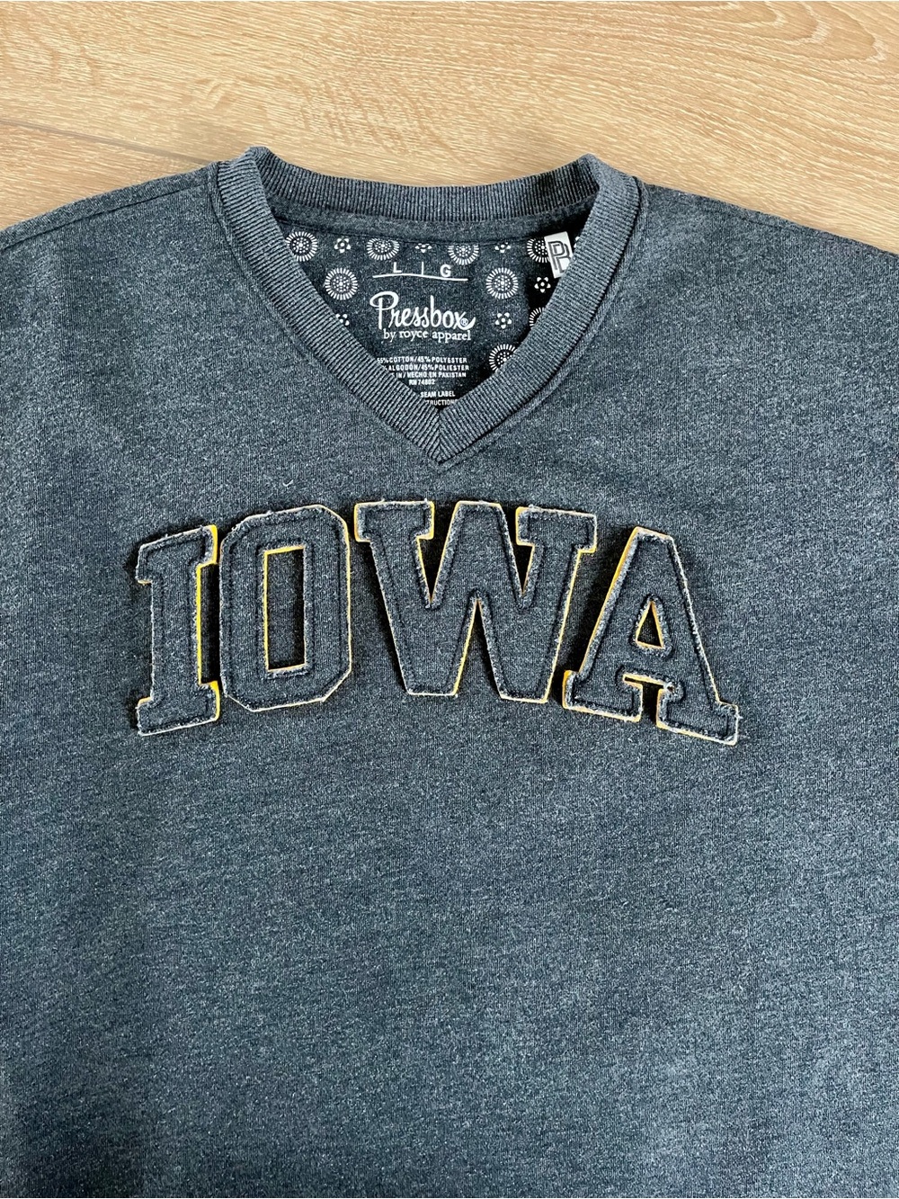NWOT Pressbox IOWA Charcoal V-Neck Sweatshirt